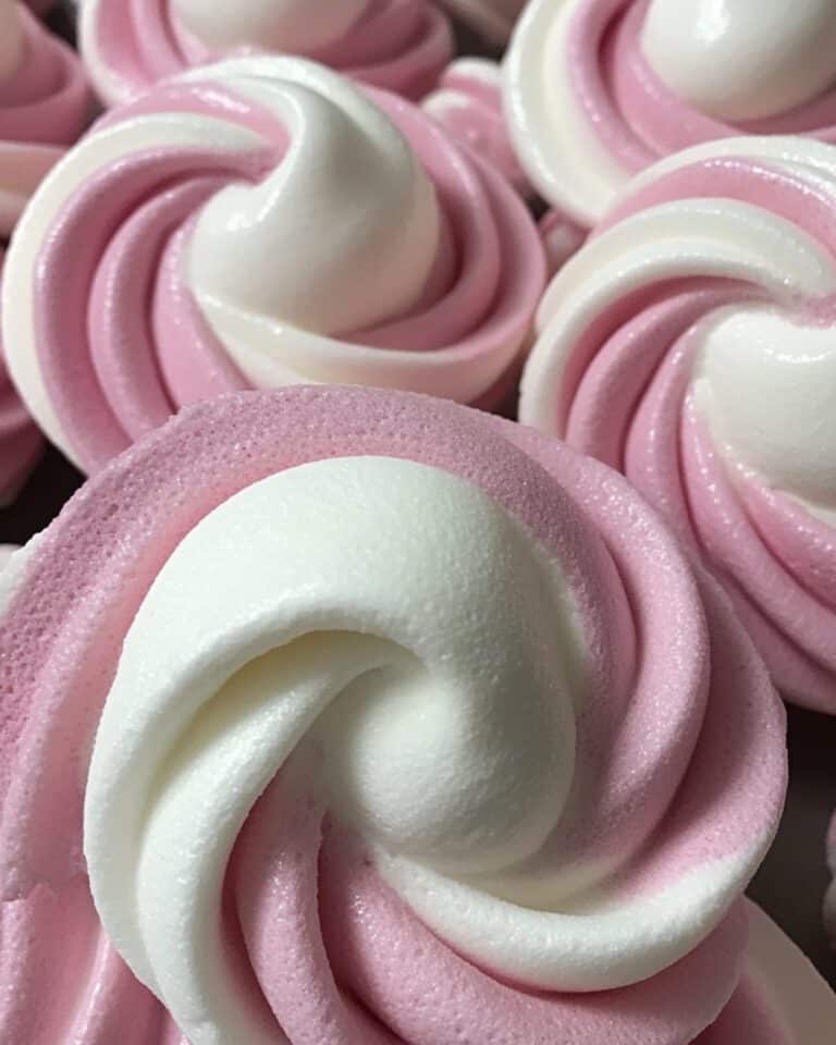 Peppermint Swirl Meringues