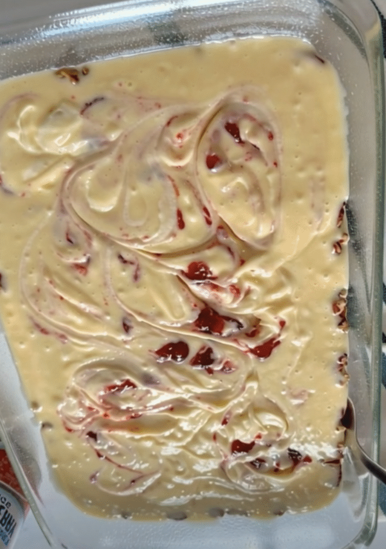 🎄🍰 Christmas Chaos Cake – A Festive Swirl of Holiday Magic