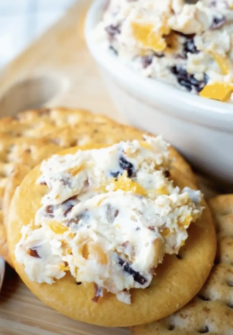 Cranberry Cream Cheese Spread – Sweet, Tangy, and Holiday-Ready!