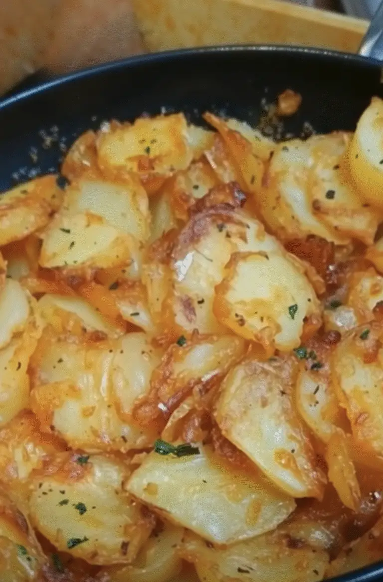 Fried Potatoes and Onions That Are Simple, Crispy, and Always Satisfying