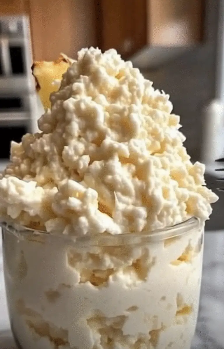 Tropical Pineapple Coconut Delight That’s Creamy, Cool, and Perfectly Refreshing