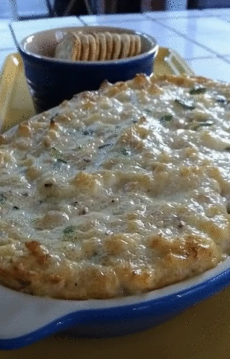 Creamy Crab Rangoon Spread That’s Warm, Savory, and Perfect for Sharing