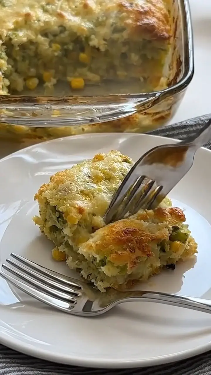 Zucchini Cornbread Casserole: The Easy Cheesy Side Dish Everyone Loves