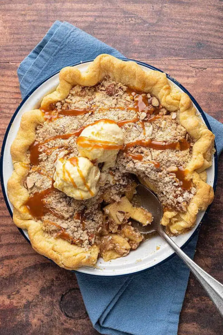 Keto Apple Pie That Tastes Just Like the Classic Favorite