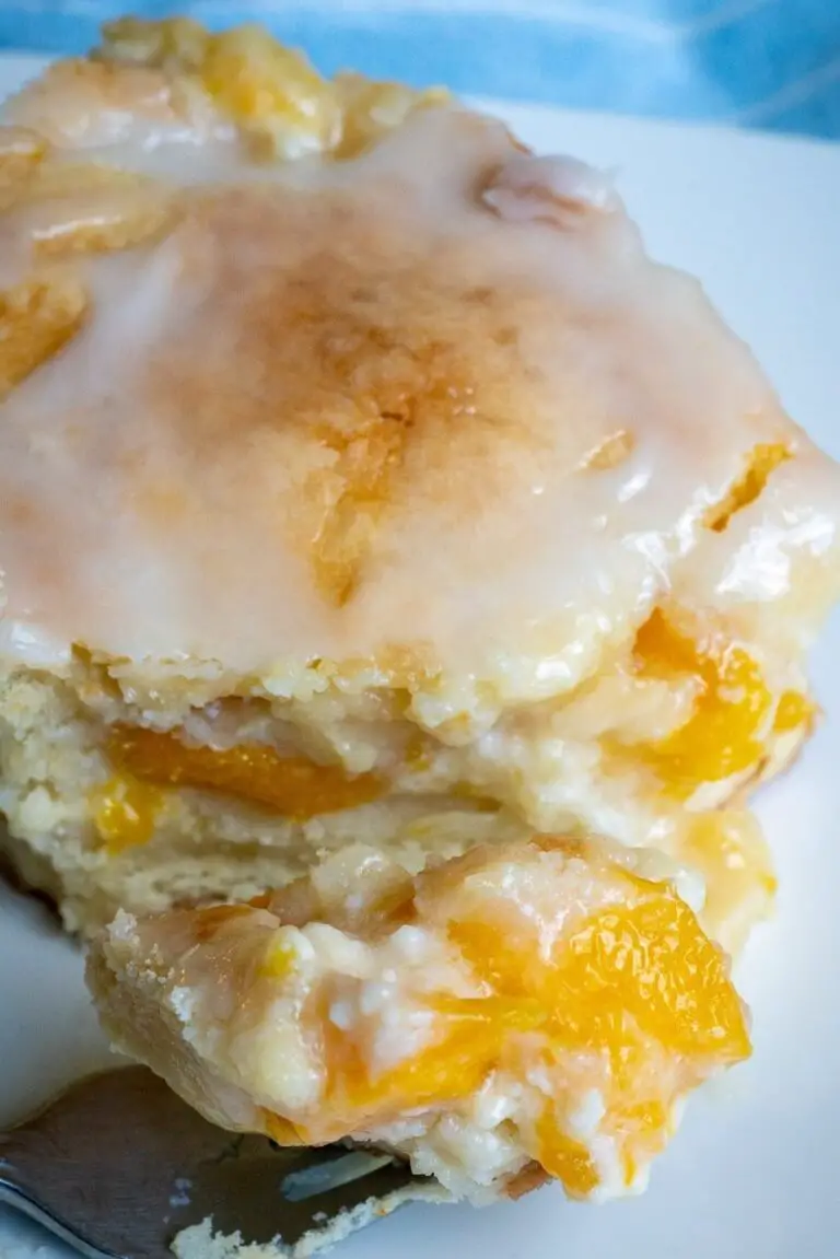 Peaches and Cream Cheesecake Bars: Sweet, Creamy, and Irresistible Dessert