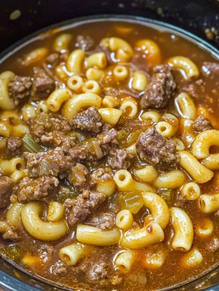 Beef and Macaroni Soup Recipe – Hearty, Comforting, and Easy to Make
