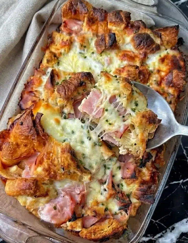 Cheese Croissant Bake: Buttery, Cheesy & Perfect Comfort Dish