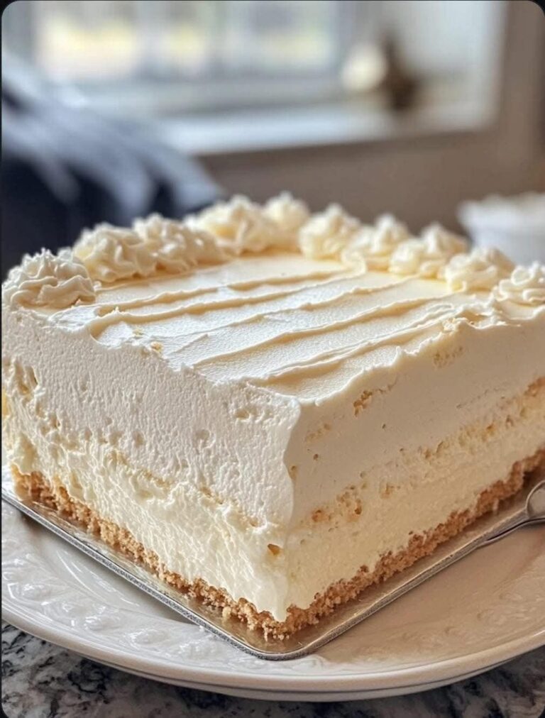 Cream Cheese Cake – Rich, Creamy, and Perfectly Smooth Dessert