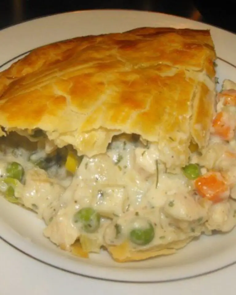 The Best Chicken Pot Pie Ever – Creamy, Comforting, and Perfectly Flaky