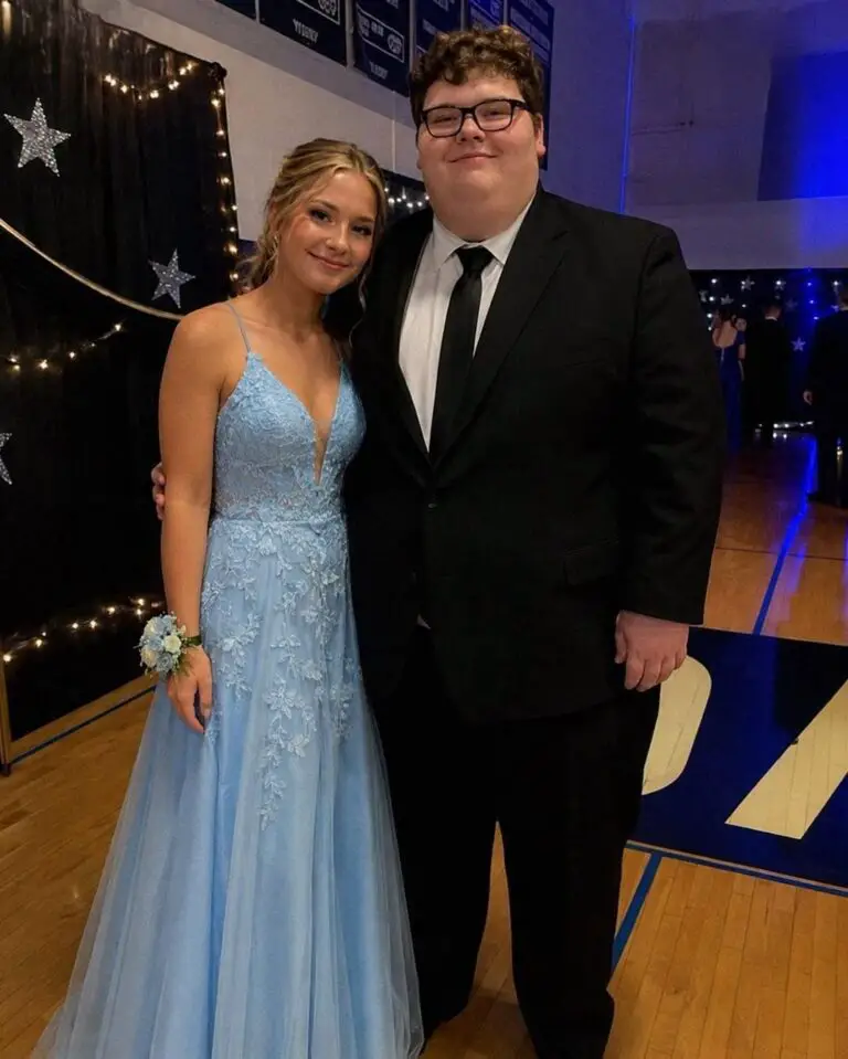 The Most Popular Girl Invited My Bullied Son to Prom—Everyone Thought It Was a Joke, Until He Changed the Entire Room