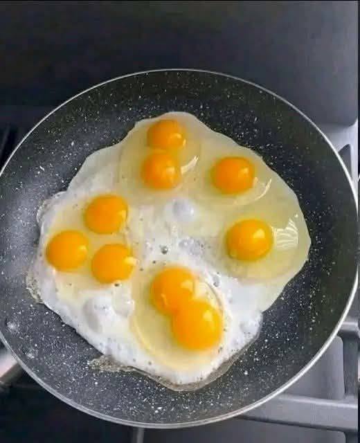 How Many Eggs Are in the Pan? A Simple Puzzle That Reveals More Than You Think