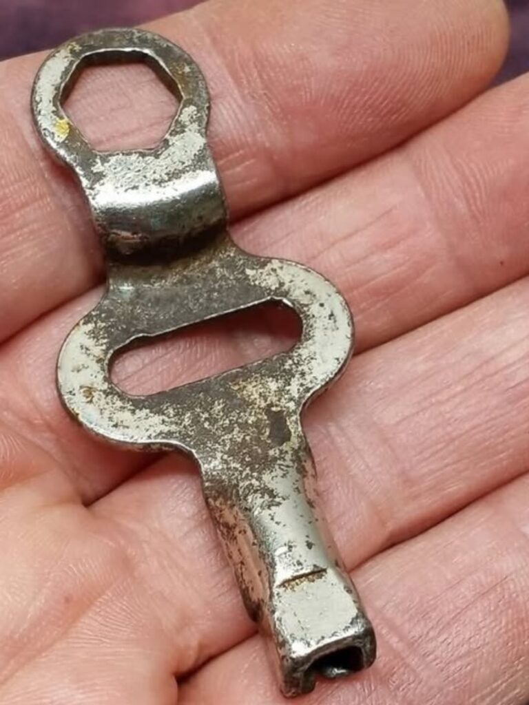 The Little Key That Held a Thousand Adventures: Remembering the Roller Skate Key