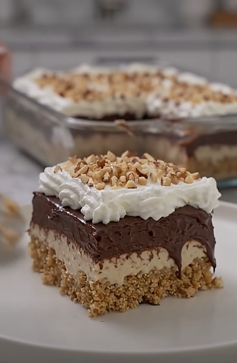 No-Bake Chocolate Peanut Cream Dessert: Rich, Creamy, and Easy