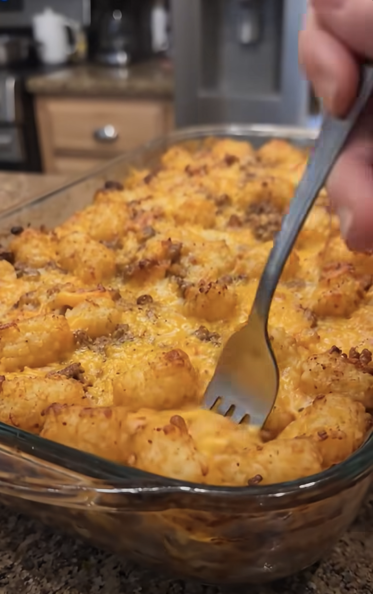 Ultimate Cowboy Casserole: Hearty, Cheesy Family Dinner
