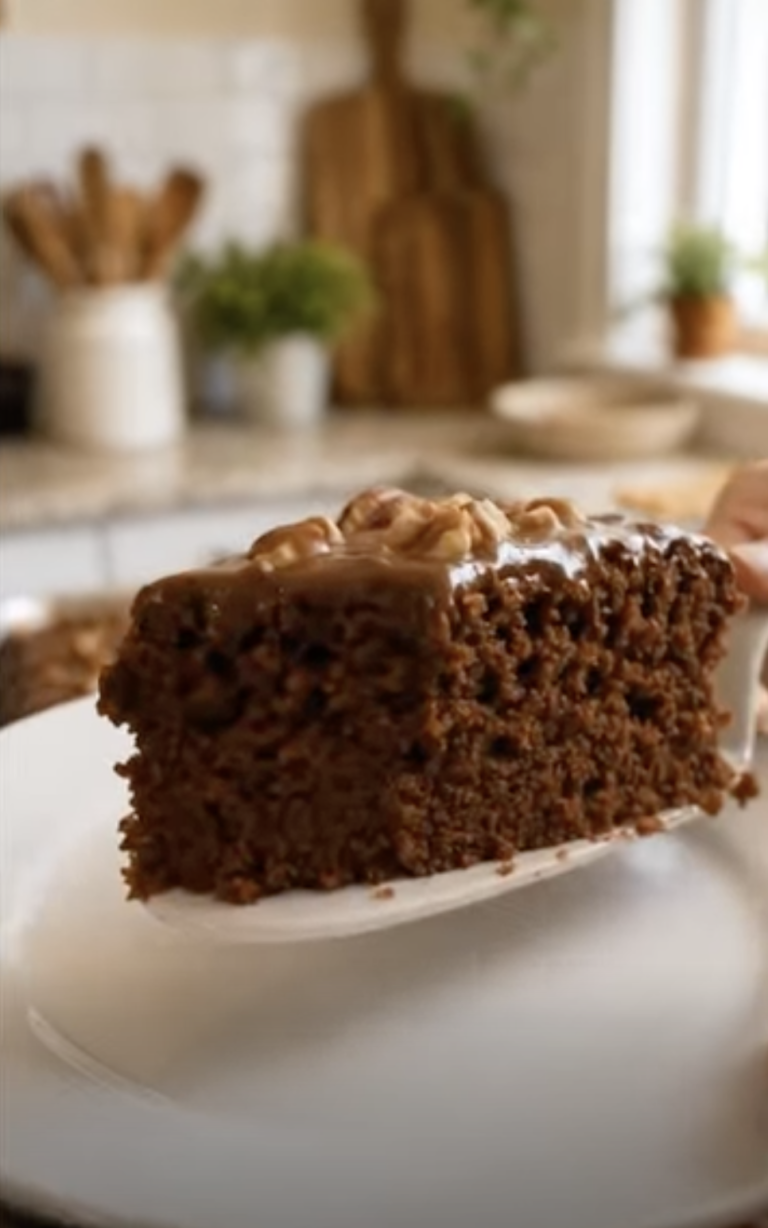 Classic Texas Sheet Cake: Rich, Fudgy, and Perfect for a Crowd