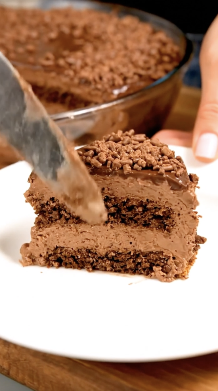 No-Bake Chocolate Layered Dessert: Rich and Creamy Chocolate Dream