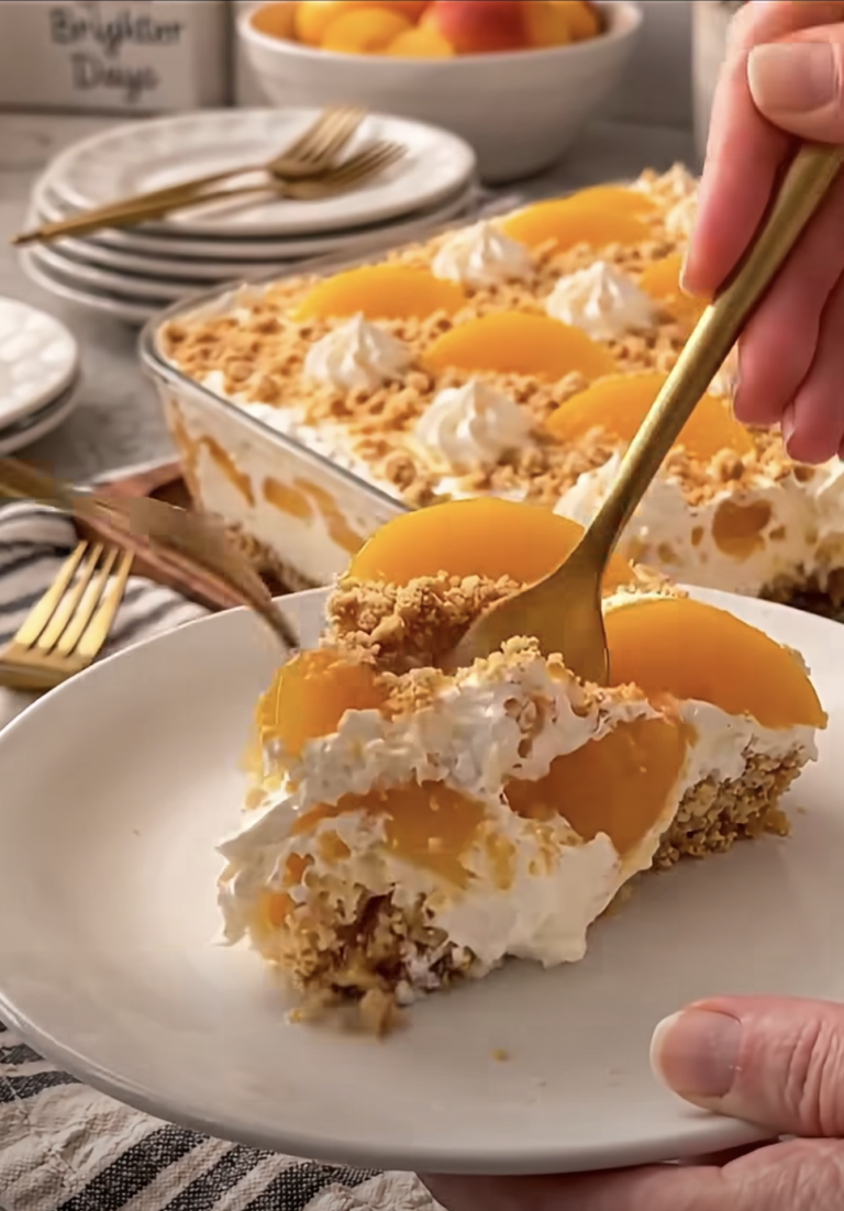 No-Bake Peaches & Cream Icebox Cake: Easy Chilled Dessert