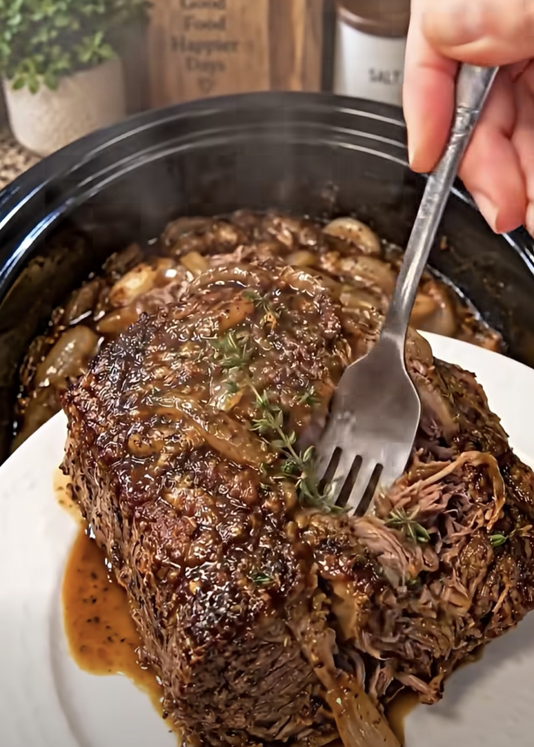 Slow Cooker Garlic Butter Beef Roast: Tender Comfort Food Dinner