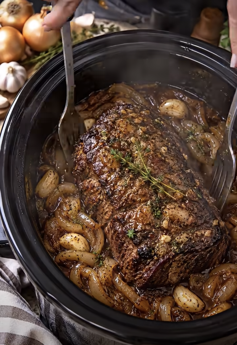 Slow Cooker Garlic Herb Beef Roast: Tender Family Dinner
