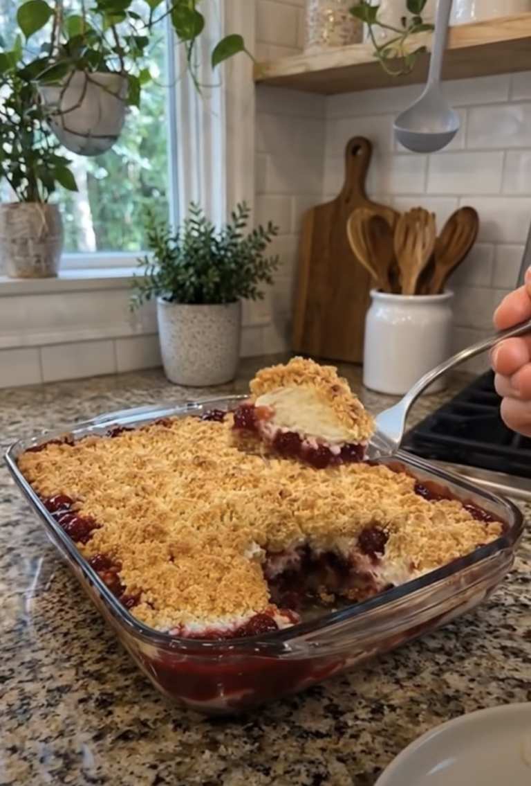 Cherry Cheesecake Dump Cake: Easy Creamy Cherry Dessert