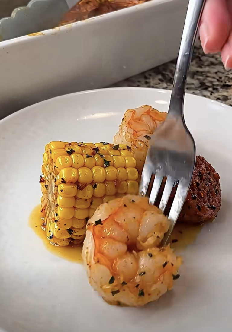 Summer Seafood Bake – Easy Garlic Butter Shrimp, Crab & Cajun Feast