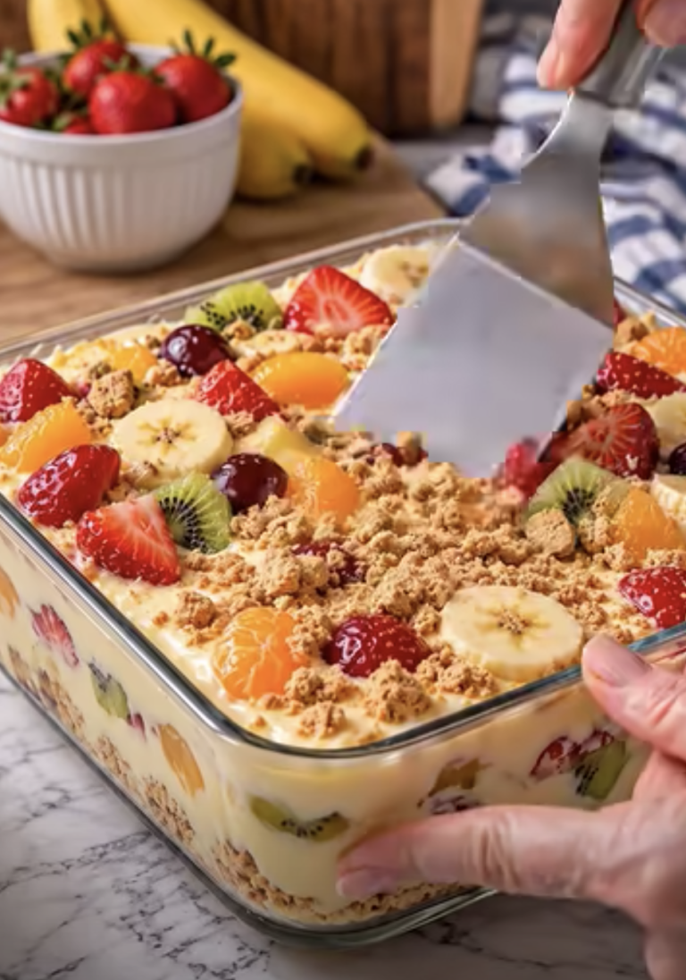 Fruit Custard Biscuit Dessert – Easy No-Bake Layered Fruit Dessert