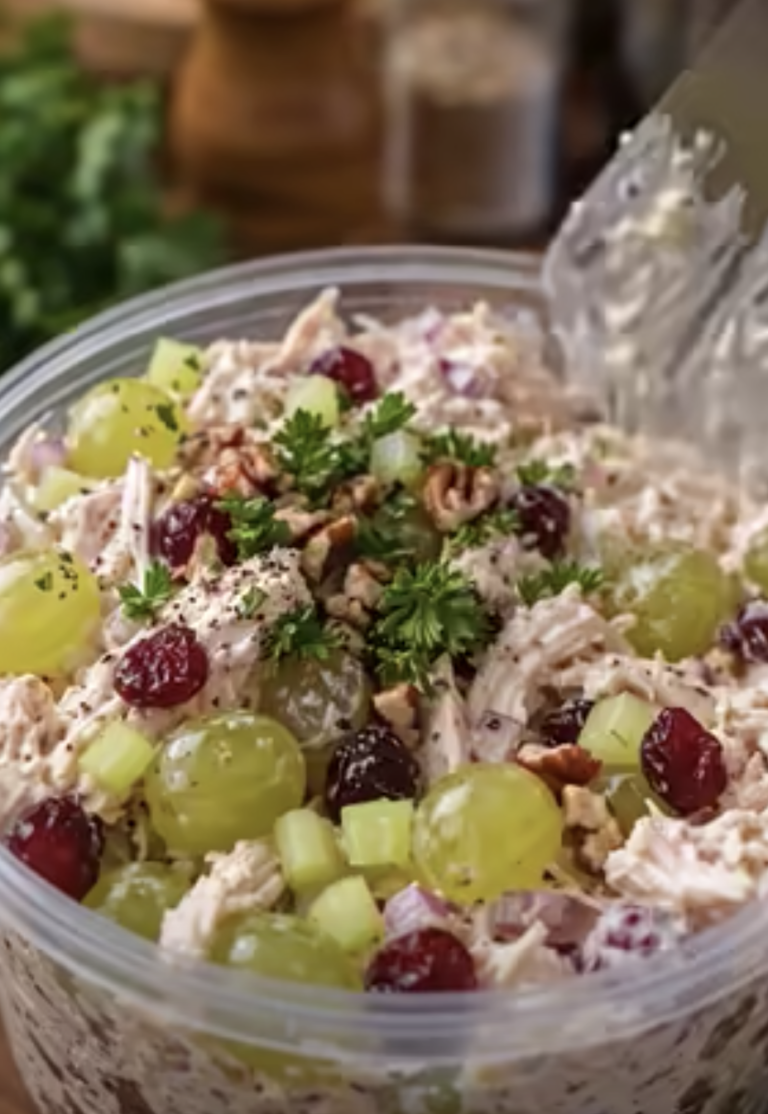 Creamy Chicken Salad with Grapes, Cranberries & Pecans – Easy Sweet and Savory Recipe