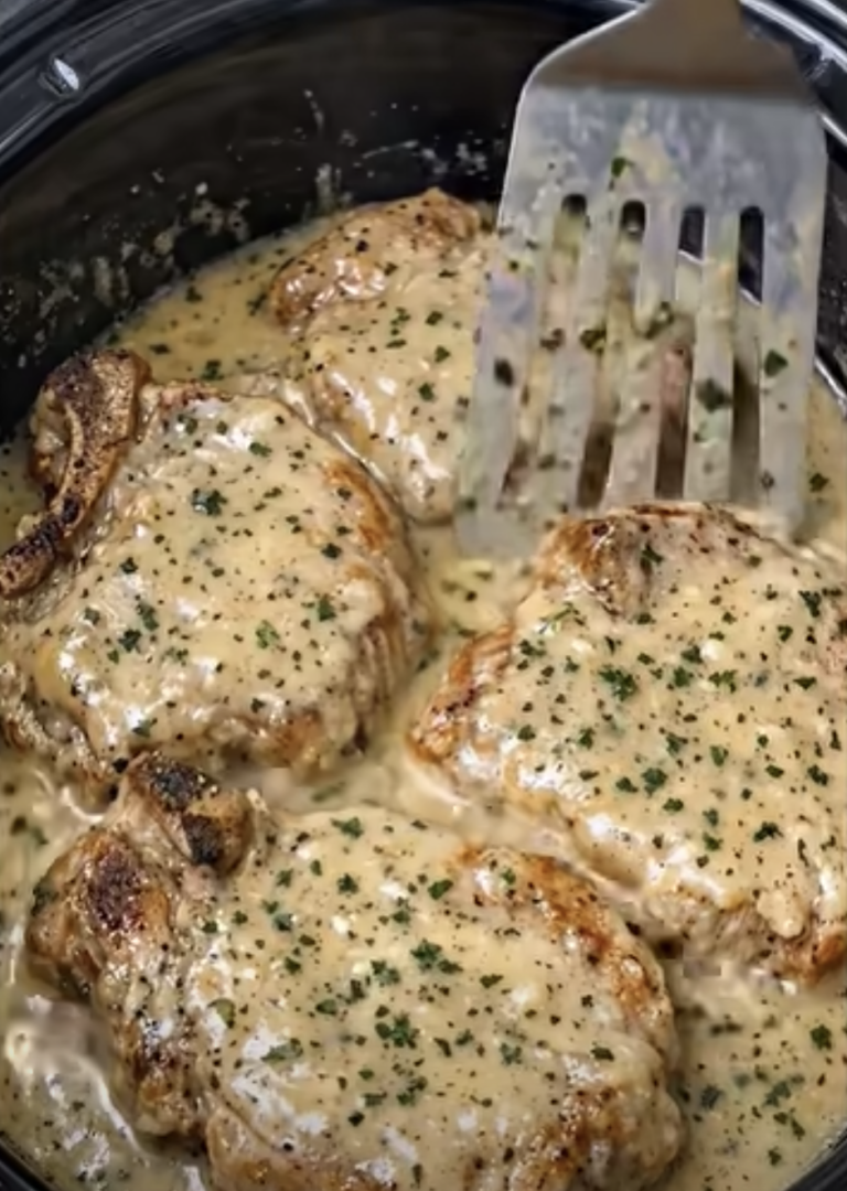 4-Ingredient Slow Cooker Ranch Gravy Pork Chops – Easy Creamy Comfort Food Dinner